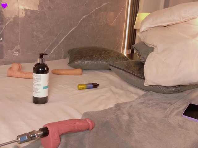 Rachellebony live cam on BongaCams