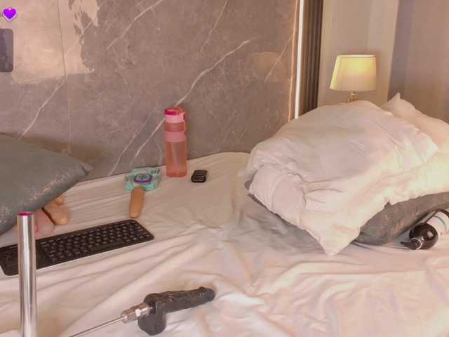 Rachellebony live cam on BongaCams