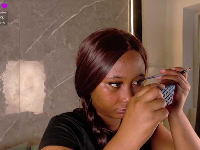 Rachellebony live cam on BongaCams