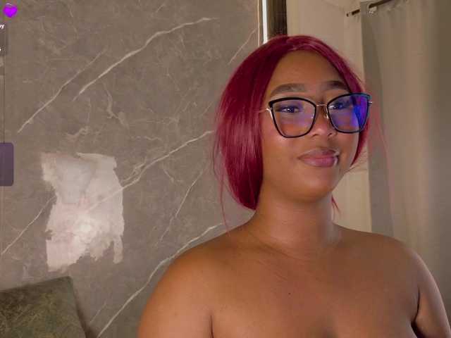 Rachellebony live cam on BongaCams