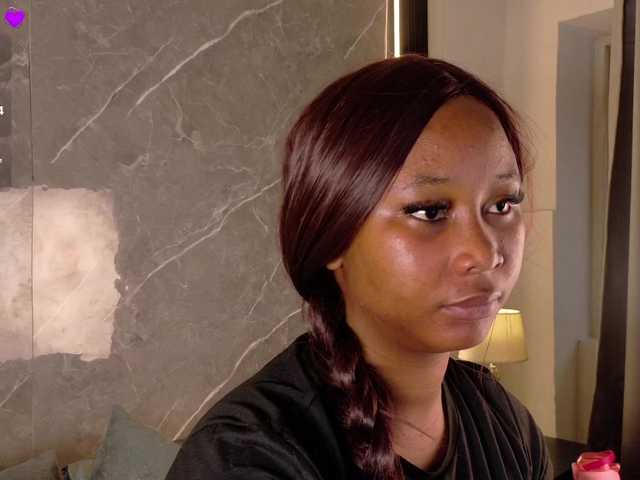 Rachellebony live cam on BongaCams