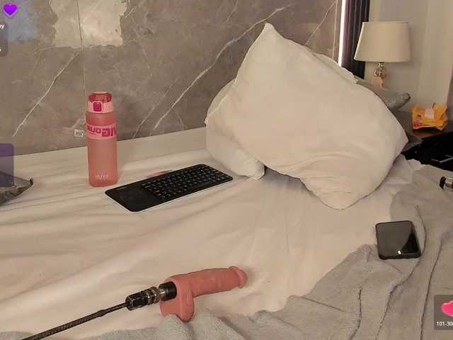 Rachellebony live cam on BongaCams