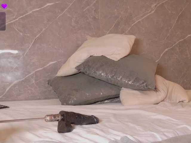 Rachellebony live cam on BongaCams