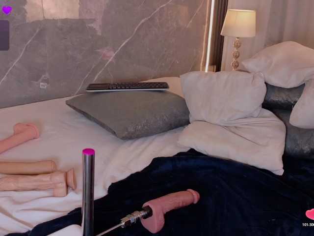 Rachellebony live cam on BongaCams