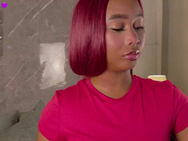 Rachellebony live cam on BongaCams