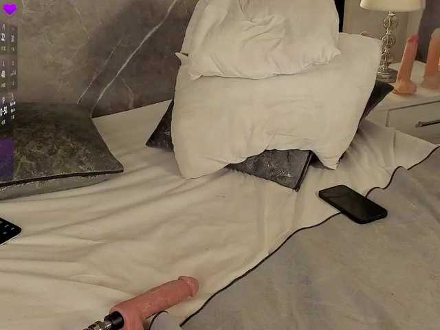 Rachellebony live cam on BongaCams