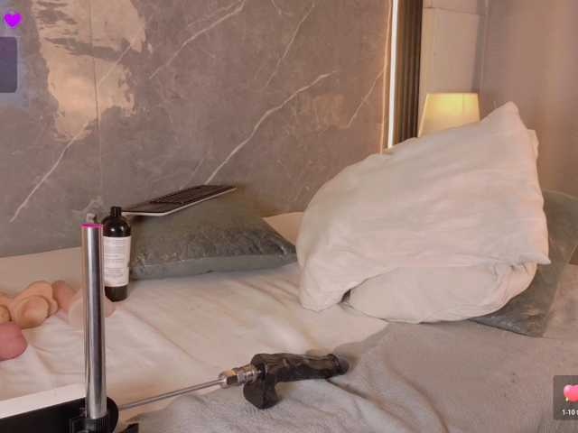 Rachellebony live cam on BongaCams