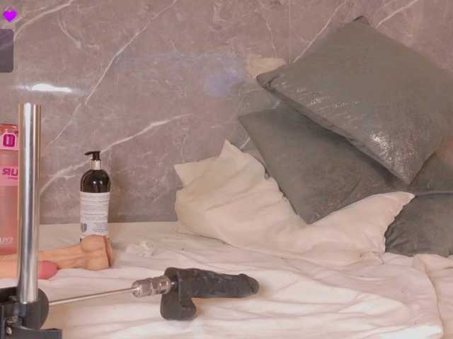 Rachellebony live cam on BongaCams