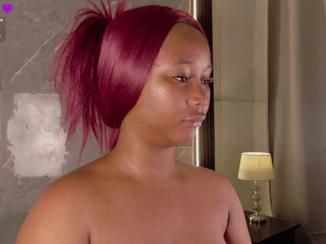 Rachellebony live cam on BongaCams