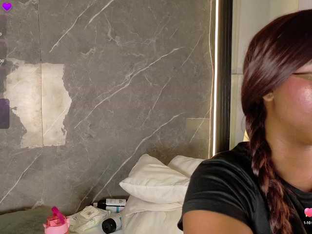 Rachellebony live cam on BongaCams