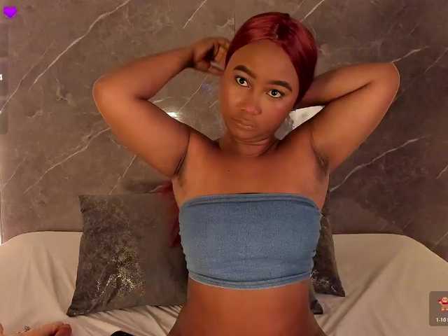 Rachellebony live cam on BongaCams