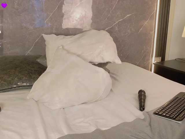 Rachellebony live cam on BongaCams