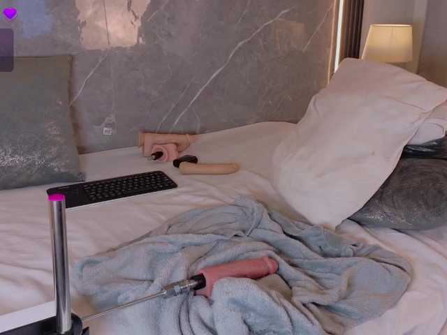 Rachellebony live cam on BongaCams