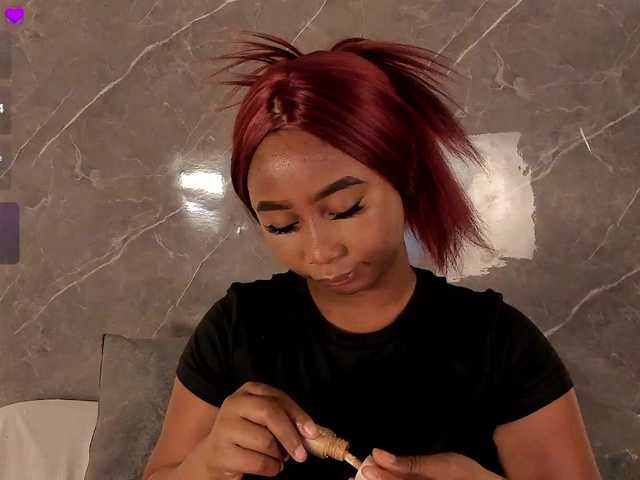 Rachellebony live cam on BongaCams