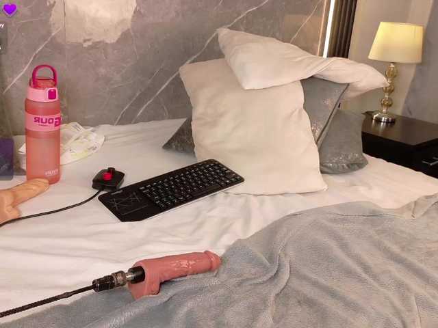 Rachellebony live cam on BongaCams