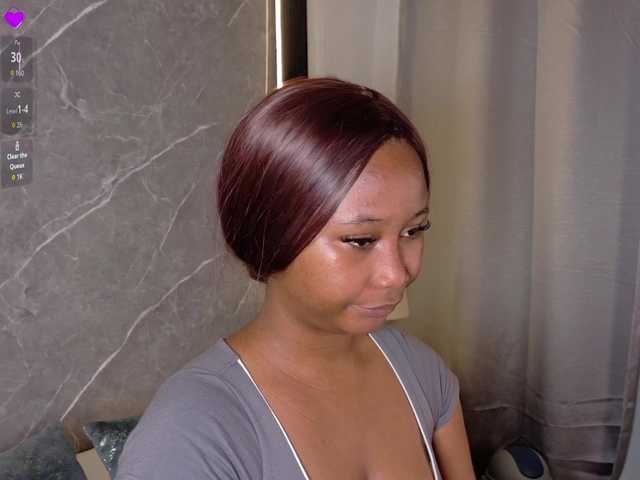 Rachellebony live cam on BongaCams