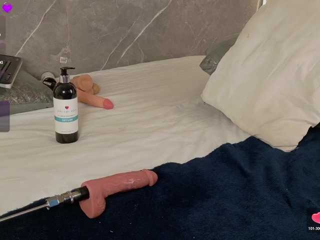Rachellebony live cam on BongaCams