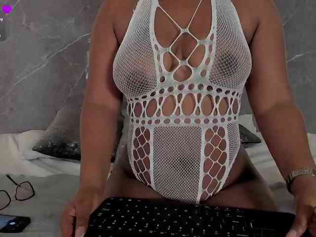 Rachellebony webcam