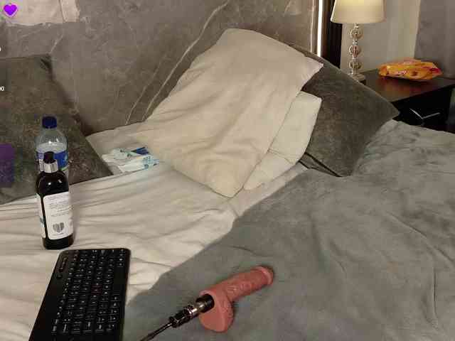 Rachellebony webcam