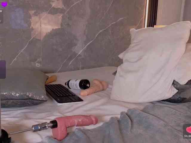 Rachellebony webcam