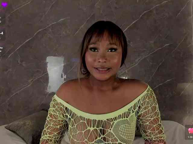 Rachellebony webcam