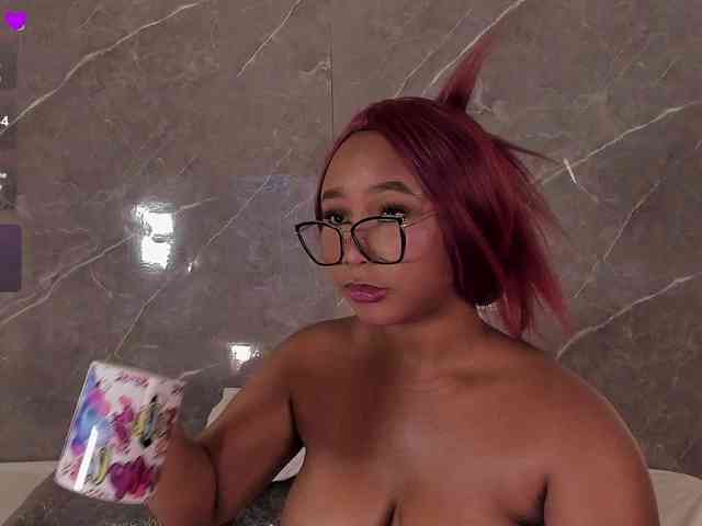 Rachellebony webcam