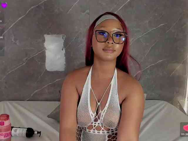 Rachellebony webcam