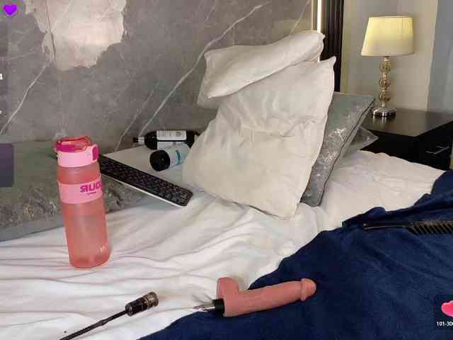 Rachellebony webcam
