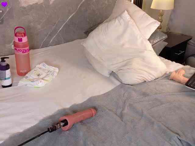 Rachellebony webcam