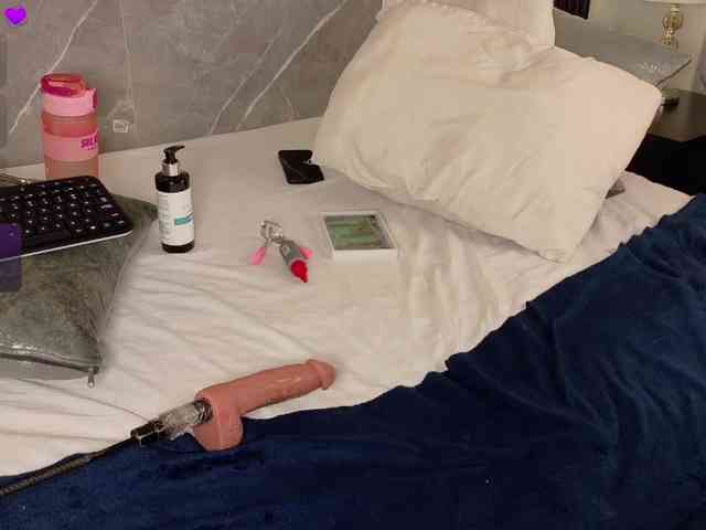 Rachellebony webcam