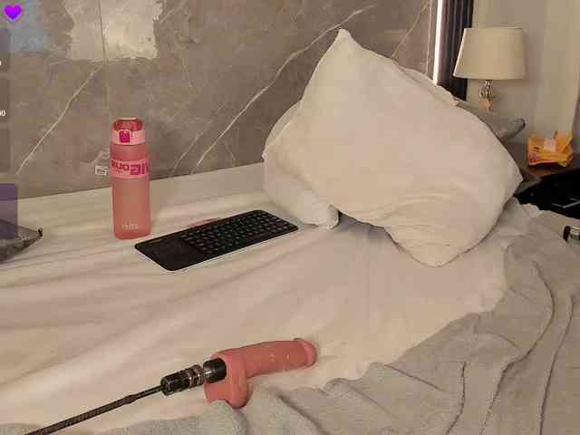 Rachellebony webcam
