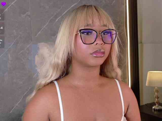 Rachellebony webcam