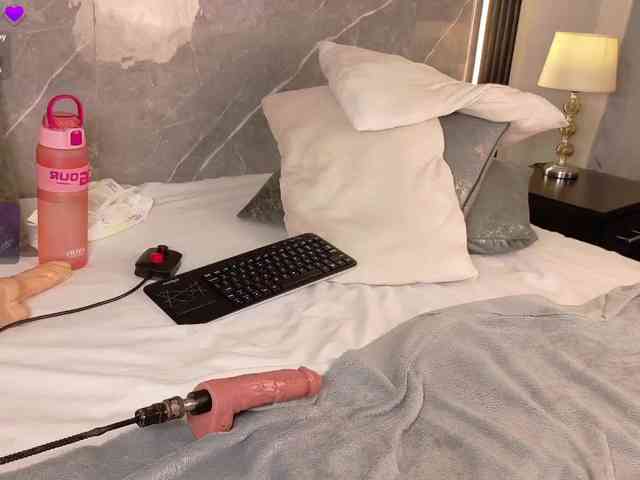 Rachellebony webcam