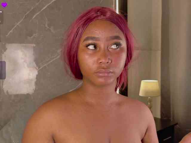 Rachellebony Live Webcam on BongaCams