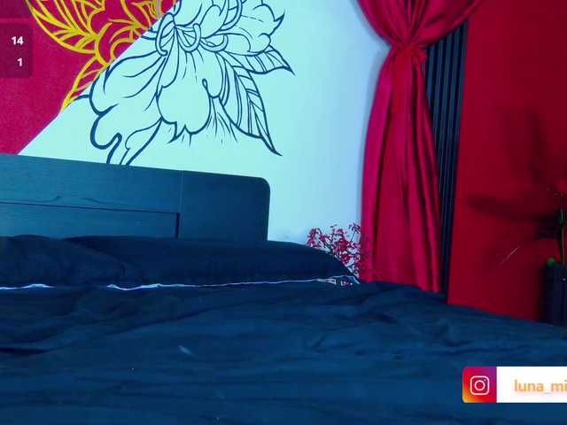 Lunamistyc live cam on BongaCams