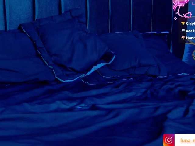Lunamistyc live cam on BongaCams