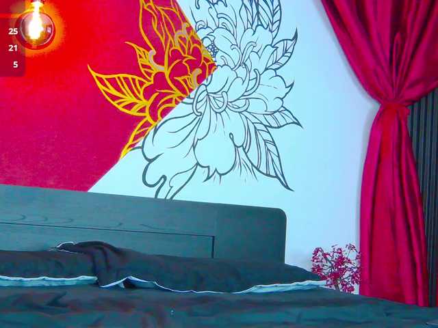 Lunamistyc live cam on BongaCams