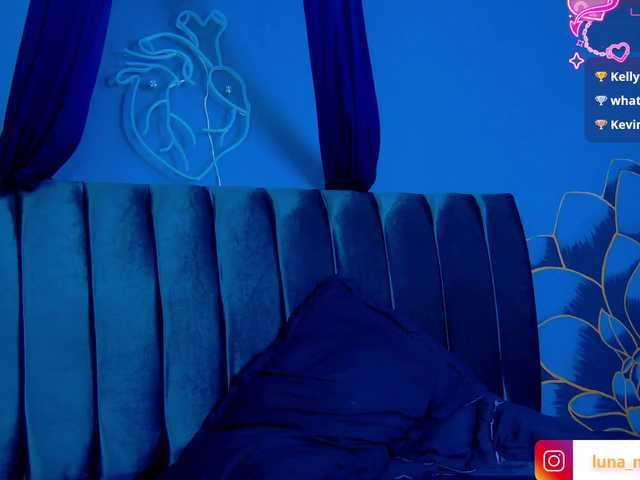 Lunamistyc live cam on BongaCams