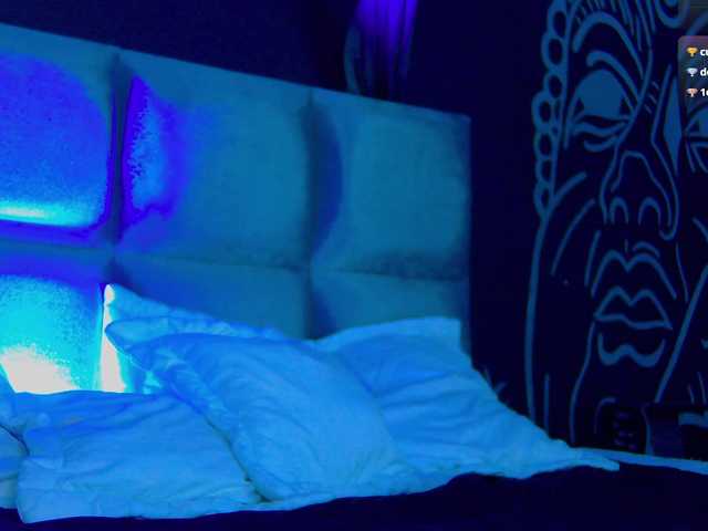 Lunamistyc live cam on BongaCams