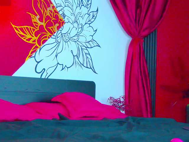 Lunamistyc live webcam show