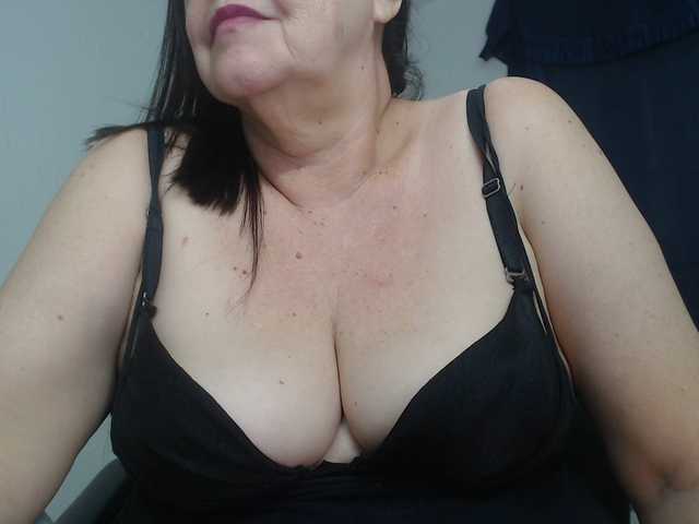 karime99's BongaCams show and profile