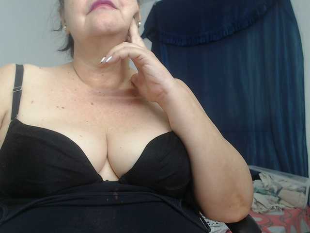 karime99's BongaCams show and profile