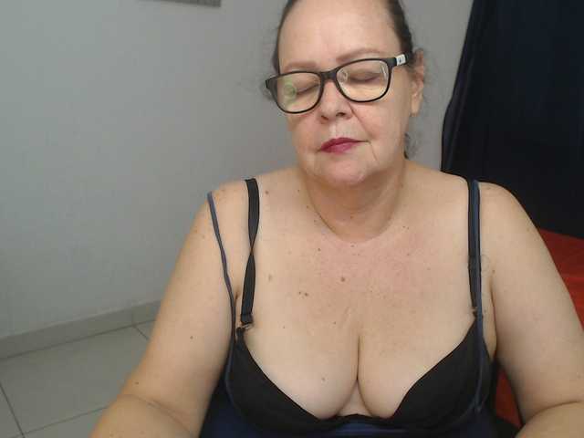 karime99 live webcam show