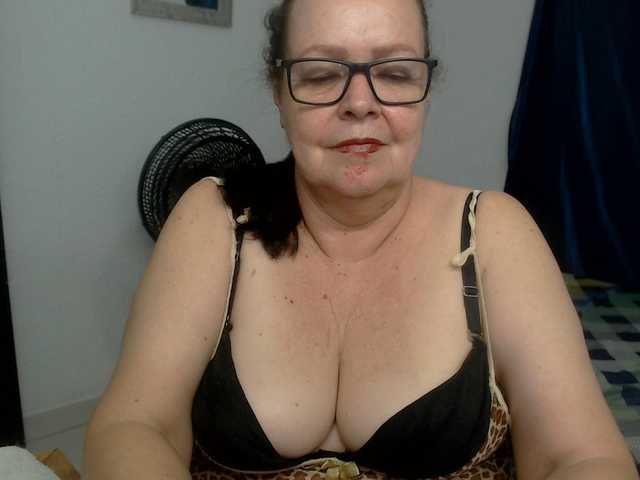 karime99 live cam on BongaCams