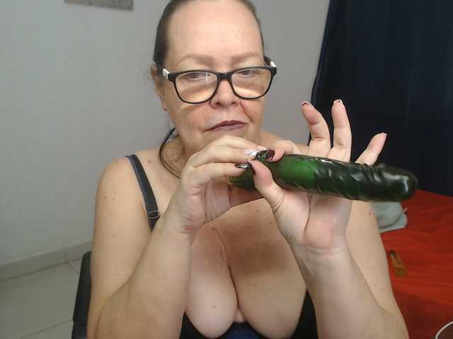 karime99 live webcam show