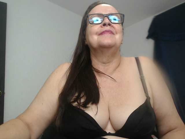 karime99's BongaCams show and profile