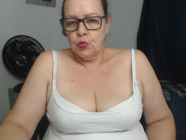 karime99 live cam on BongaCams