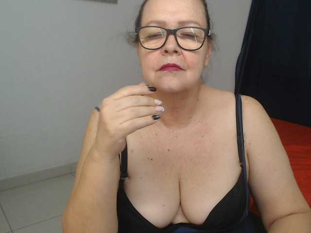karime99 live webcam show