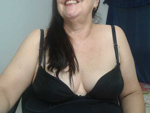 karime99's BongaCams show and profile