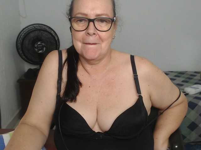 karime99 — live female cam